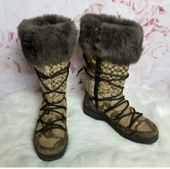 Coach snow boots